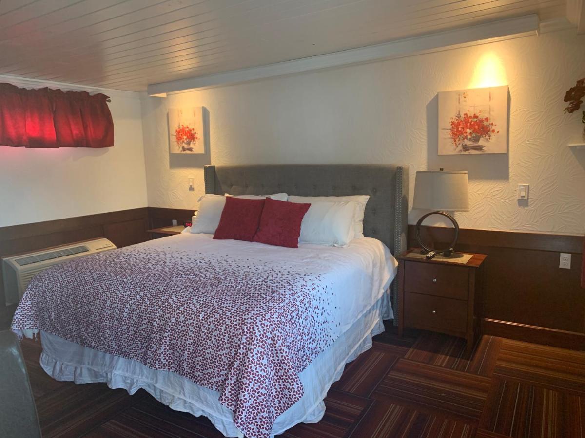 Atlantic Coast Inn Ellsworth Bagian luar foto