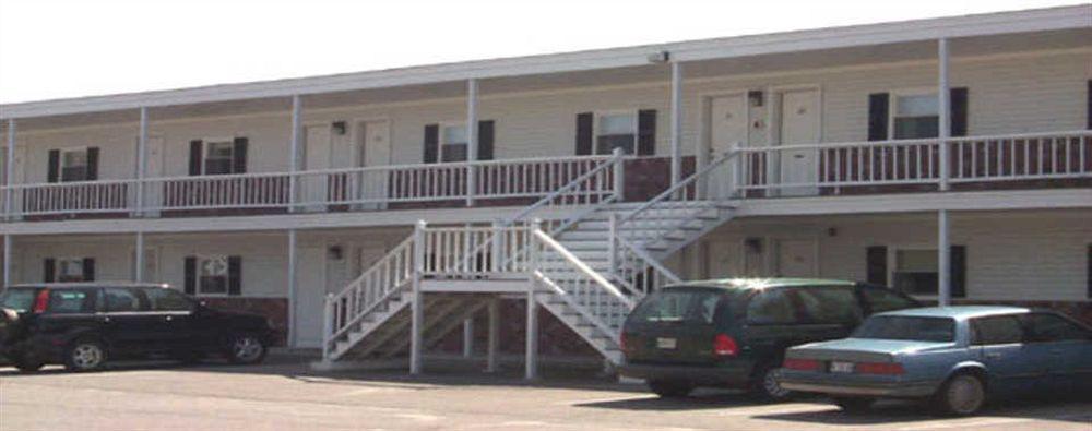 Atlantic Coast Inn Ellsworth Bagian luar foto