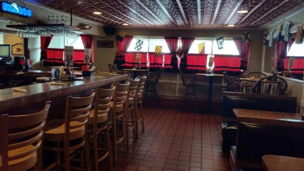 Atlantic Coast Inn Ellsworth Bagian luar foto