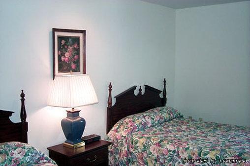 Atlantic Coast Inn Ellsworth Ruang foto