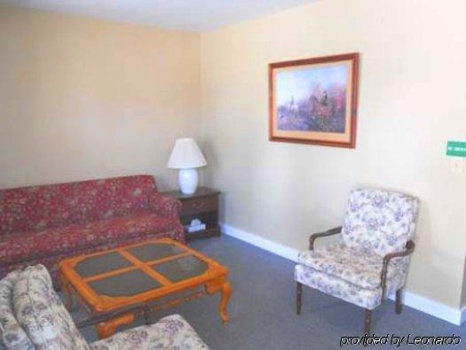 Atlantic Coast Inn Ellsworth Ruang foto